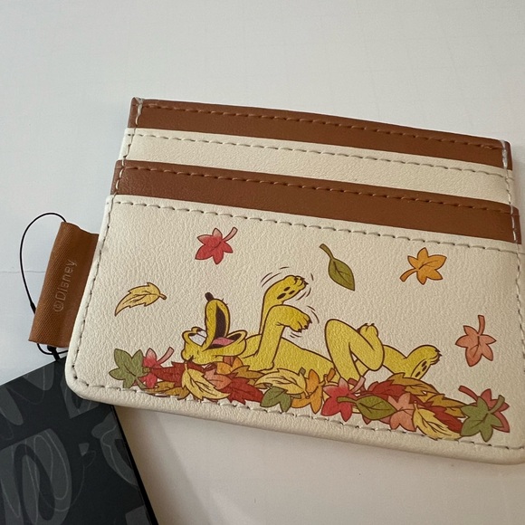 Disney x Loungefly Pluto and Fab 6 Cardholder NWT Card ID Holder - Picture 3 of 5